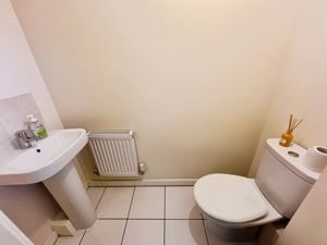 Guest wc- click for photo gallery